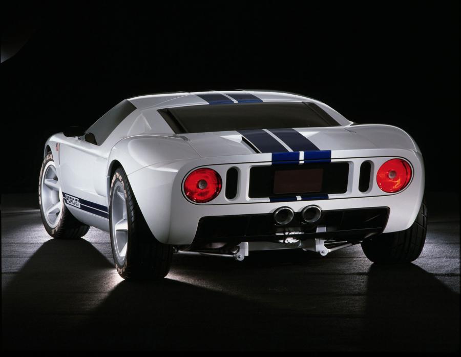  Ford GT40 Concept 2002 года  (фото 4 из 102)